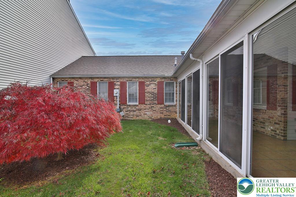 3 Fort Lee Court