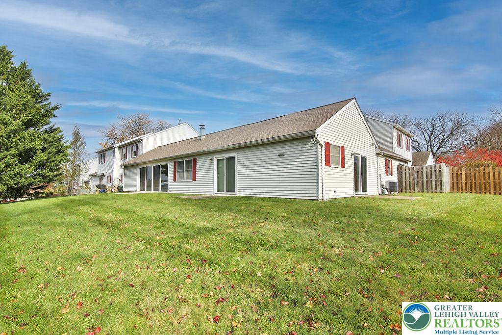 3 Fort Lee Court