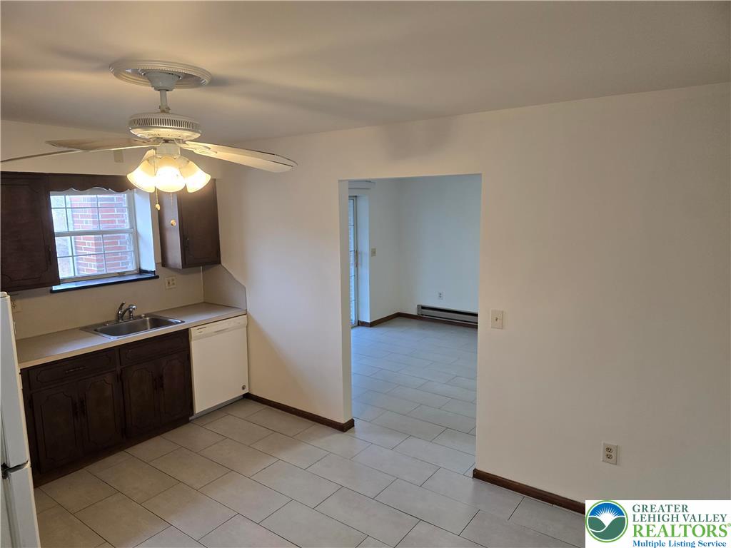 2027 Willow Park Road 8