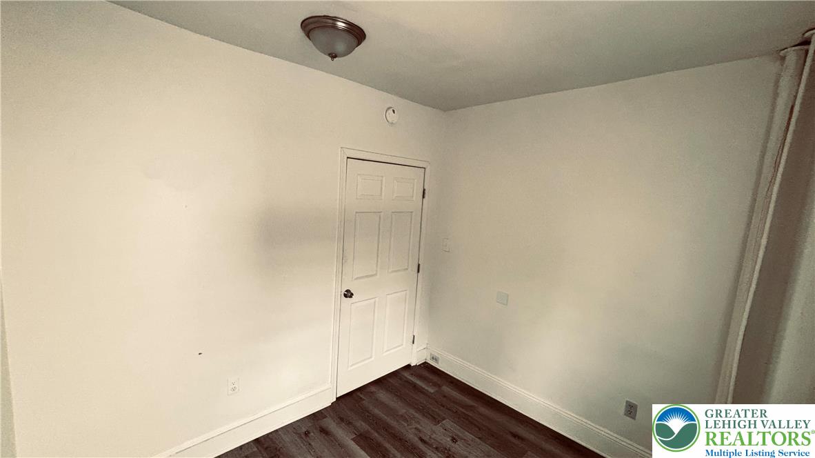 113 North 8th Street 4