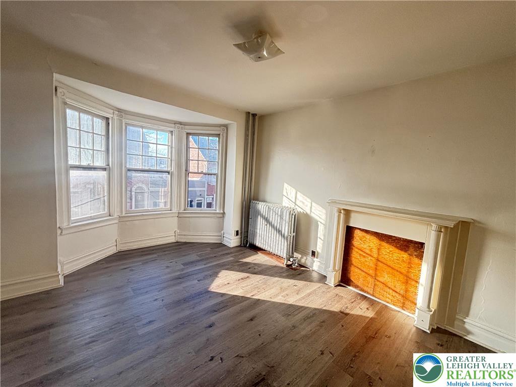 323 8th Street North 2F
