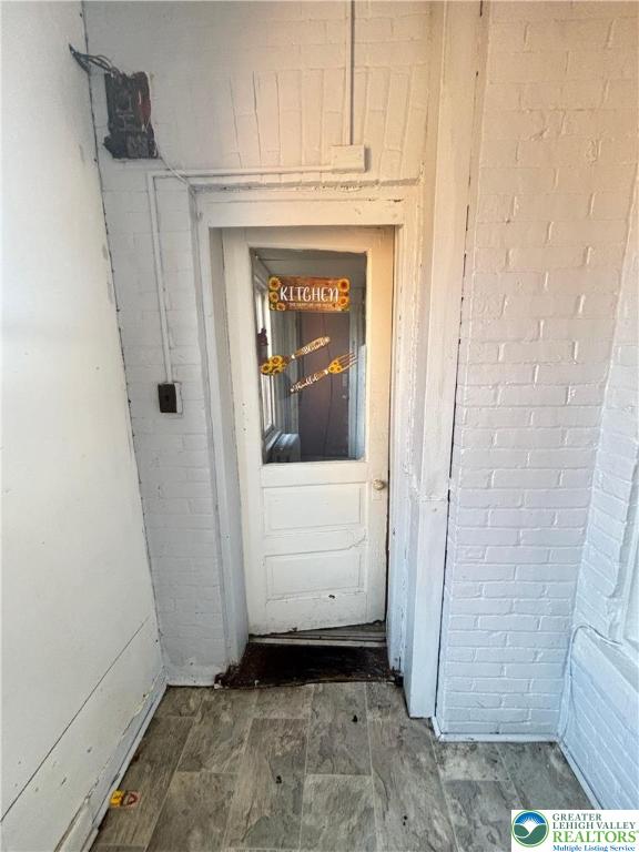 323 8th Street North 2F