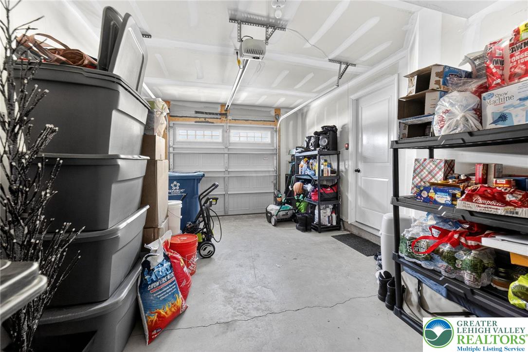 2132 Cross Country Road