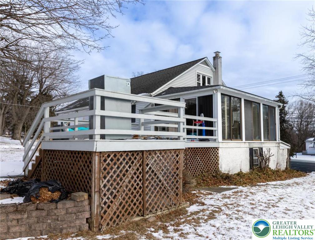 664 Locke Heights Road