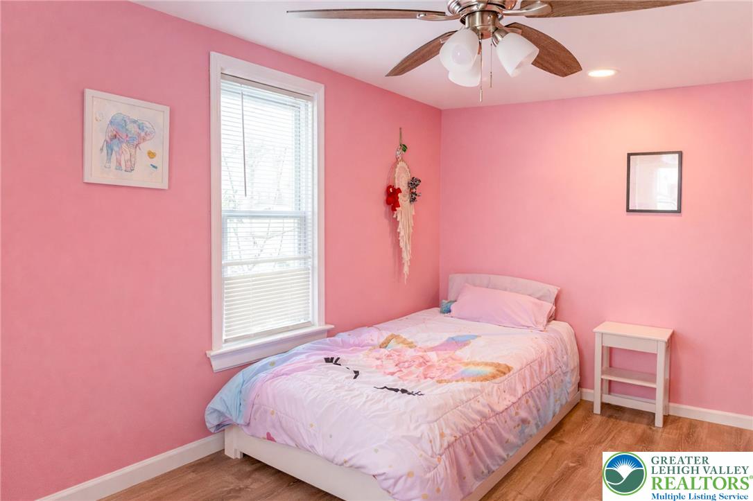 664 Locke Heights Road
