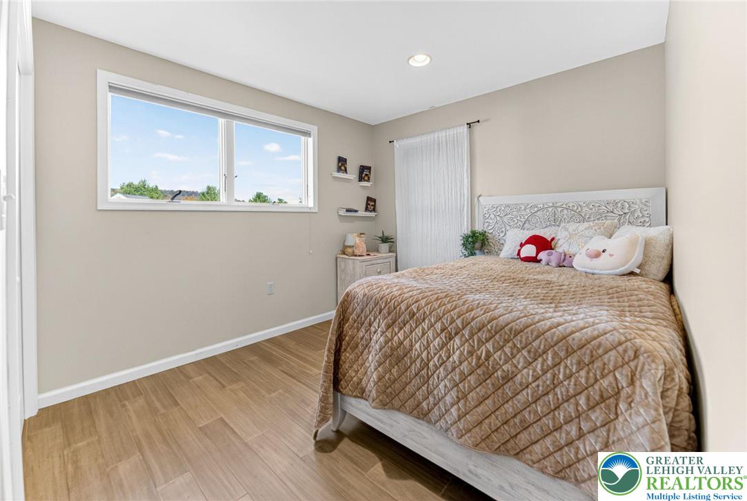 230 Hawthorne Village Court