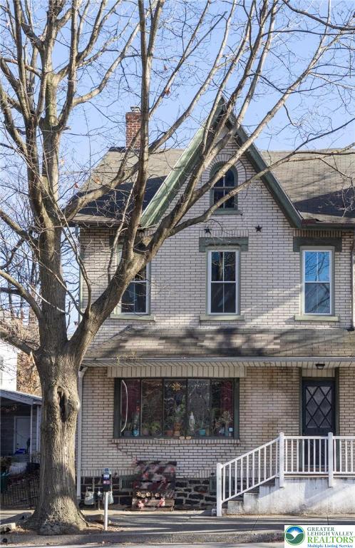 708 Main Street 2