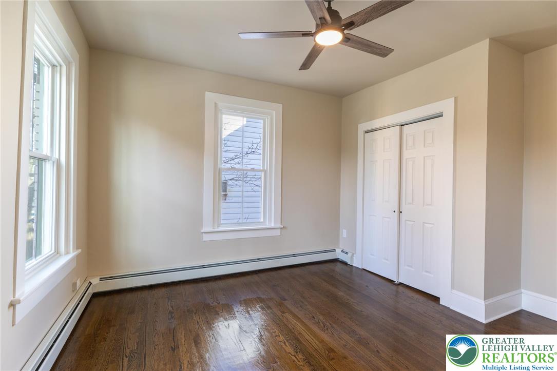 708 Main Street 2