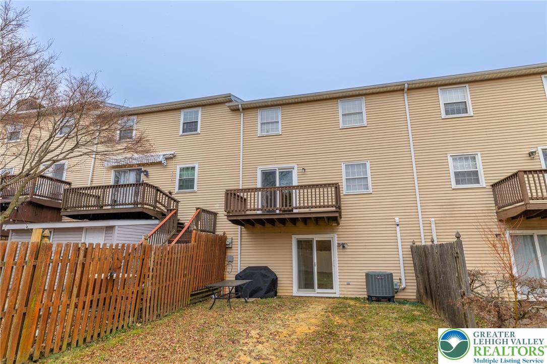 1049 Barnside Road