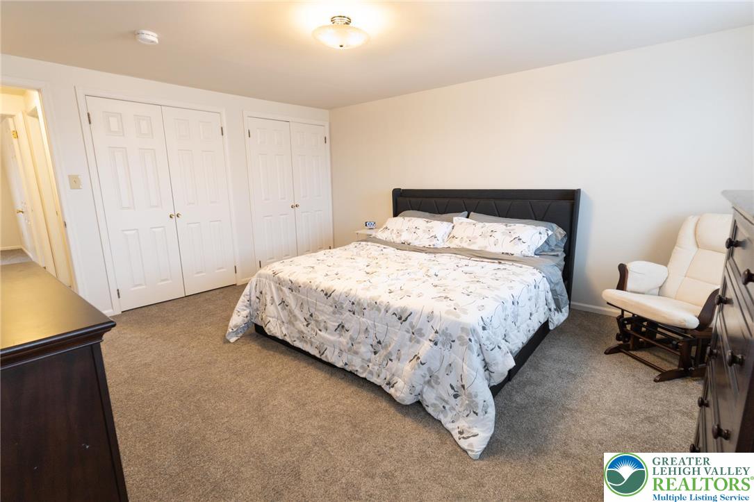 1049 Barnside Road