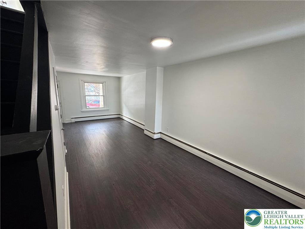 623 Hillside Avenue