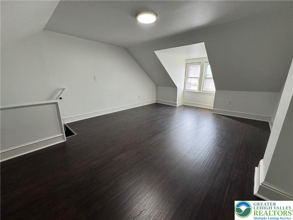 623 Hillside Avenue