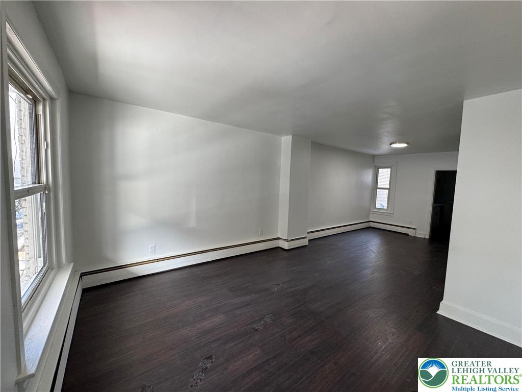 623 Hillside Avenue