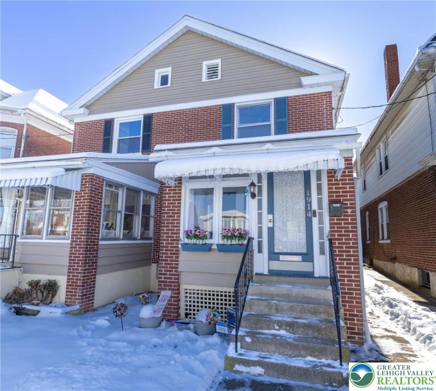 1914 Fairview Avenue