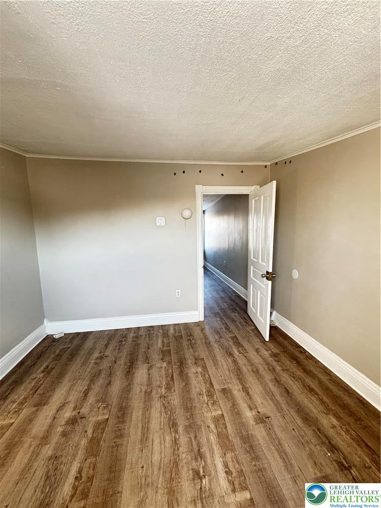 815 North Silk