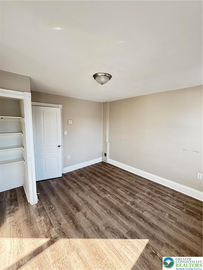 815 North Silk