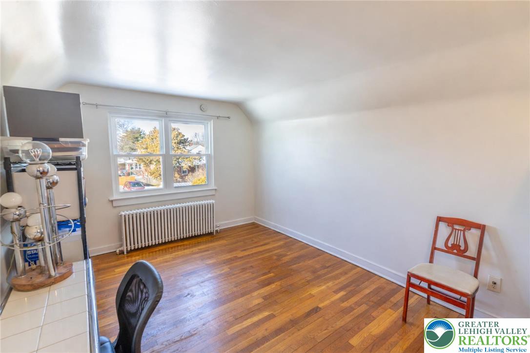 652 5th Street