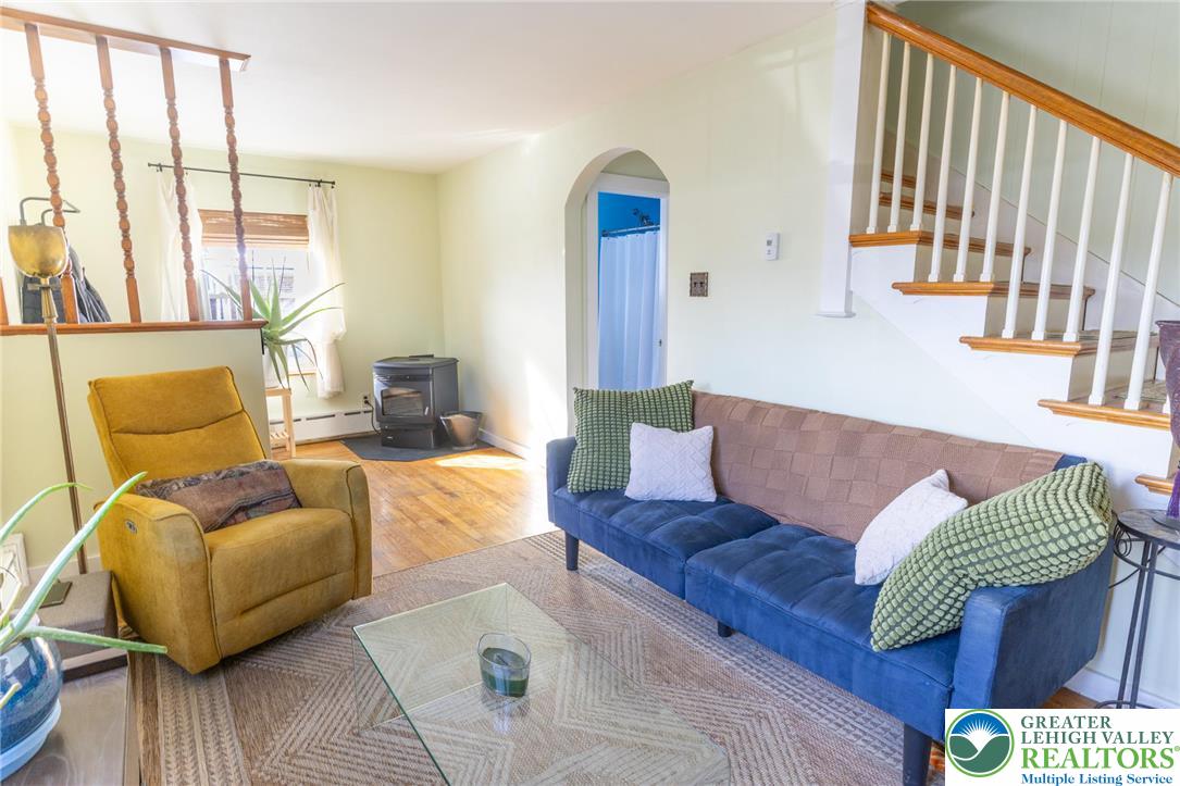 652 5th Street