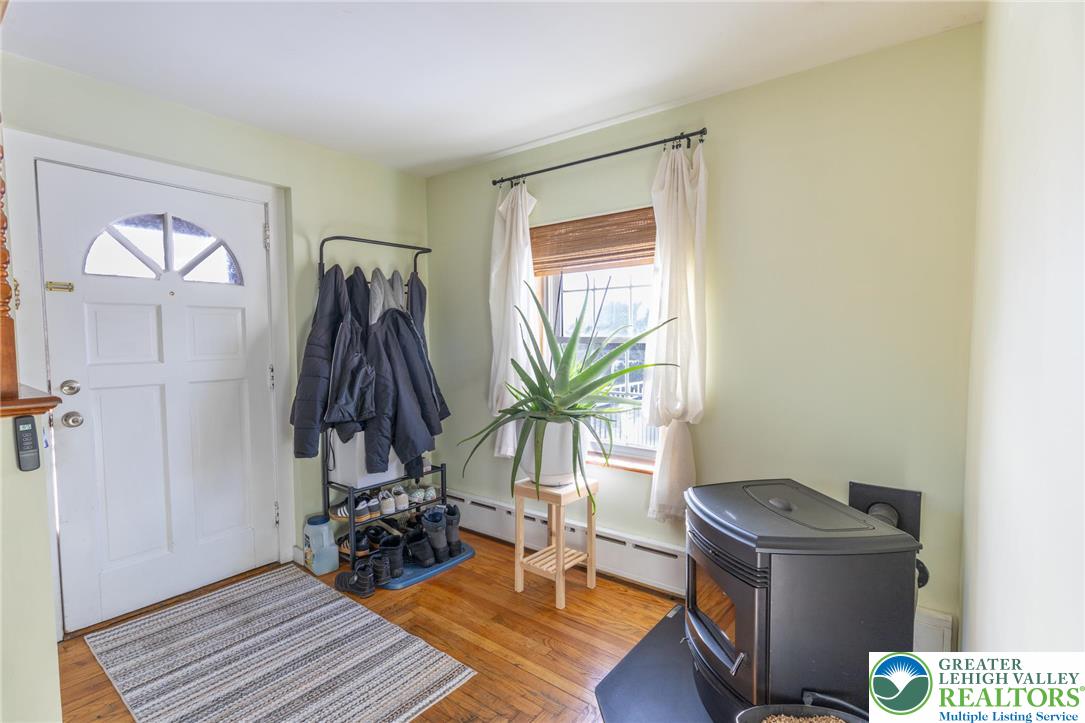 652 5th Street