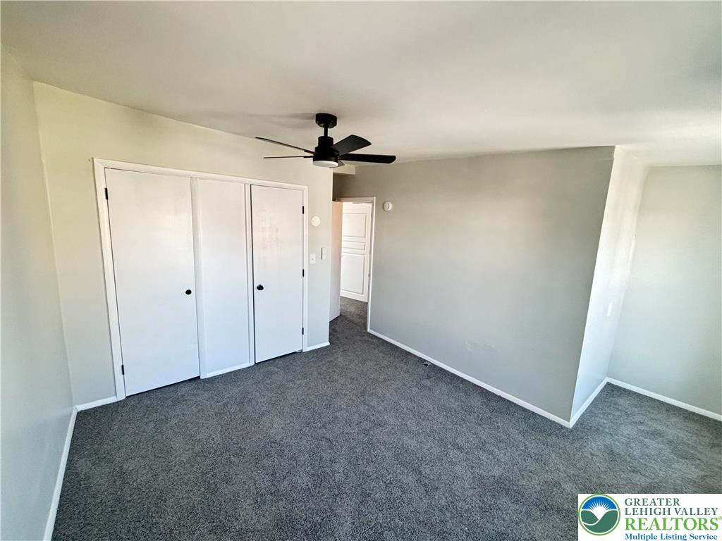 322 Ridge Avenue 1