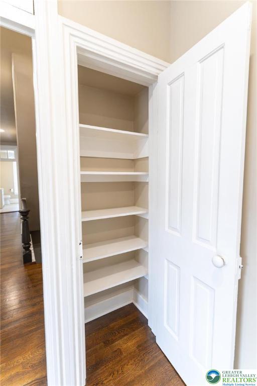 706 Main Street 2
