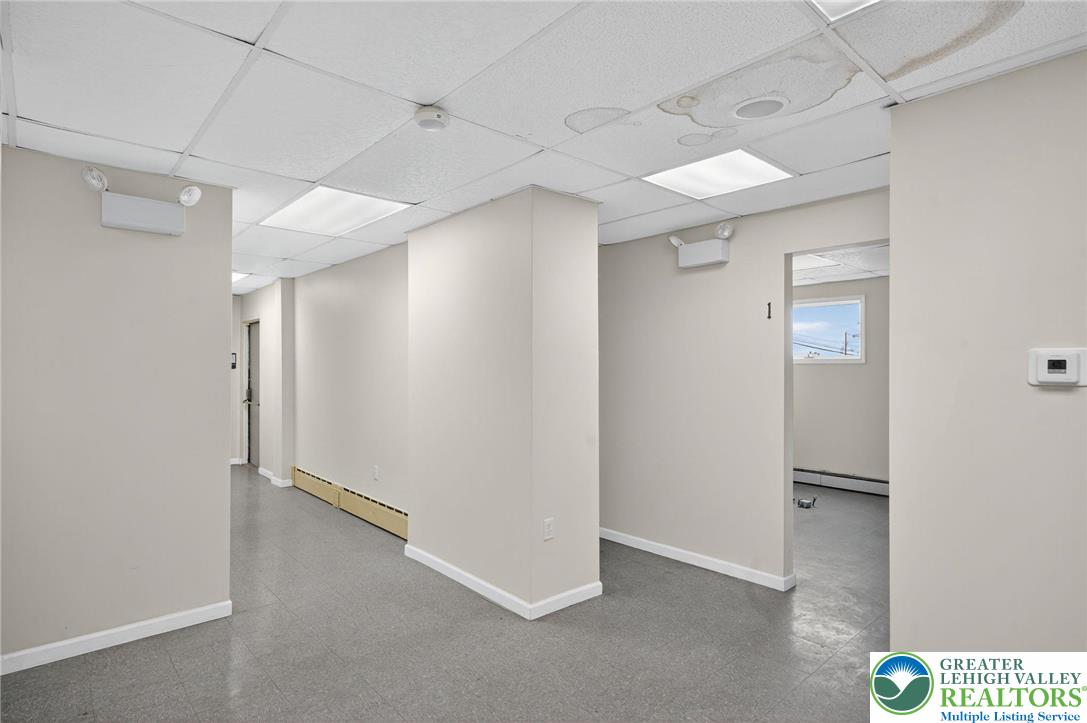1106 Broadway