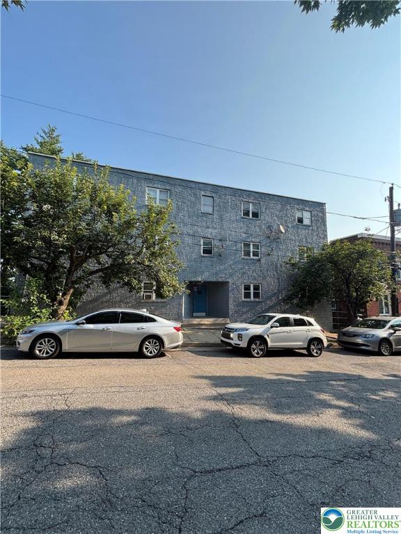 715 7th East 301