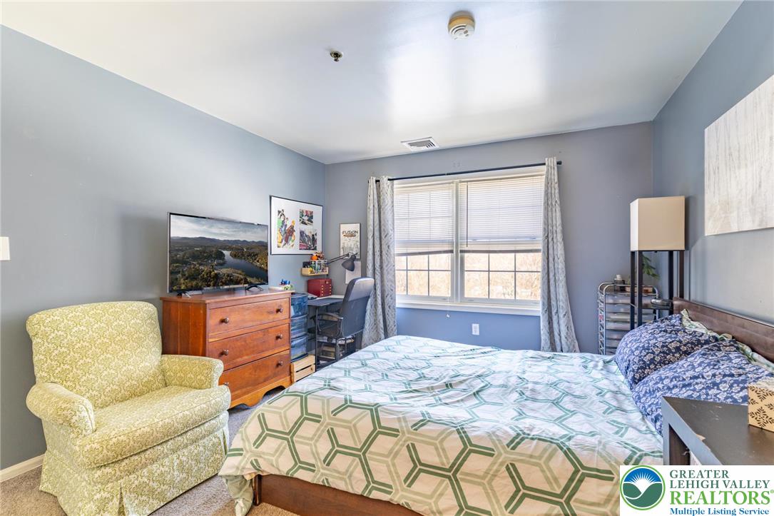 306 Canal Park