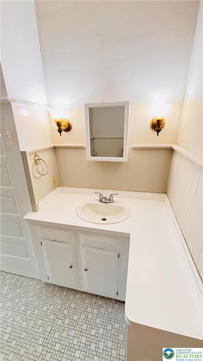 129 17th Street South 2