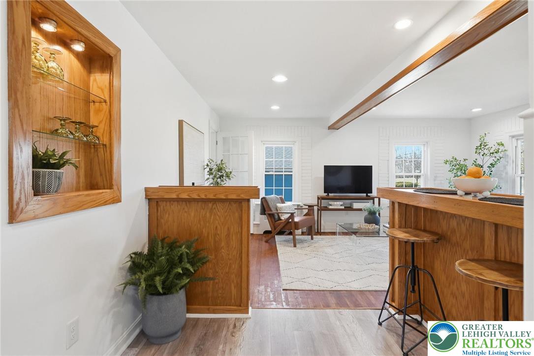 292 Walter Road