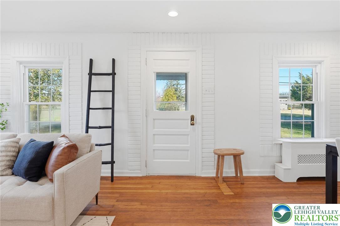 292 Walter Road