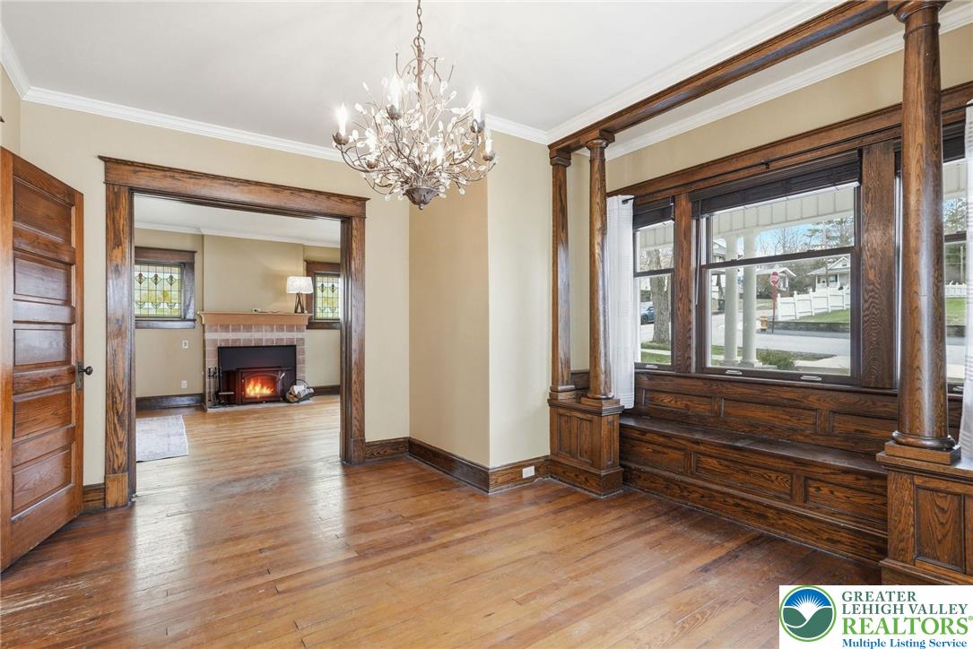 802 Poplar Street