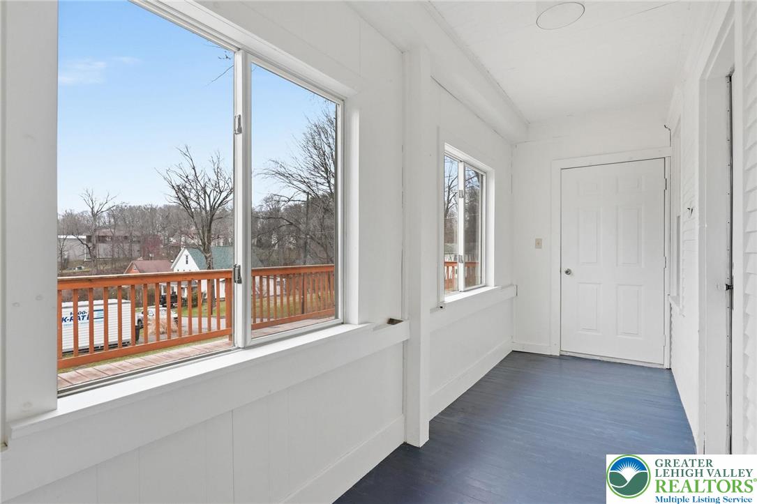 802 Poplar Street