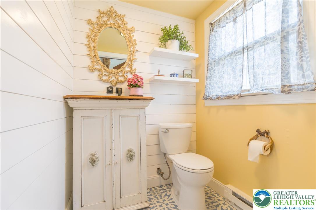 4238 Best Station Road