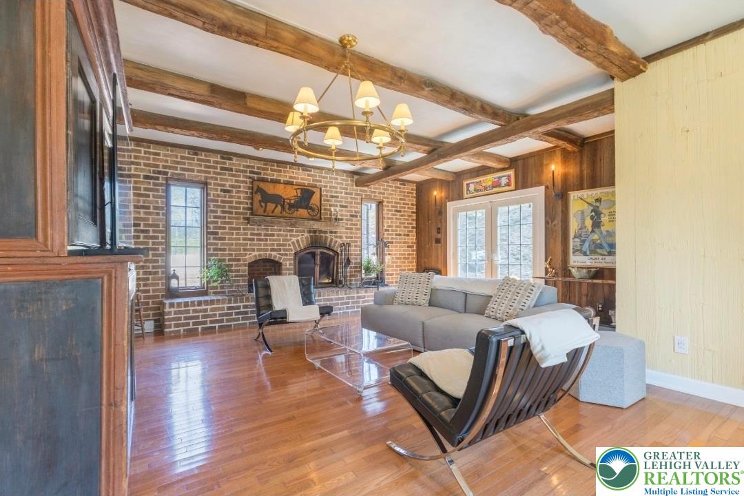 4238 Best Station Road