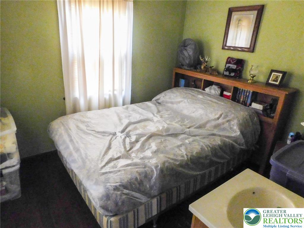 156 Pine Flats Colony Road