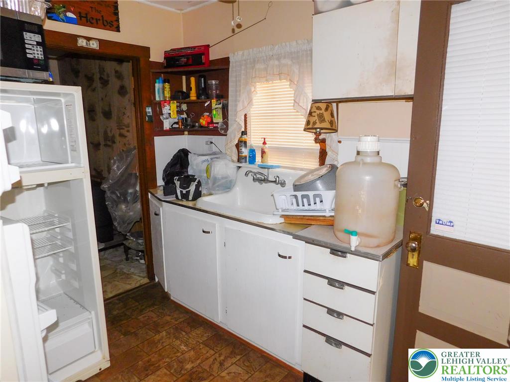 156 Pine Flats Colony Road