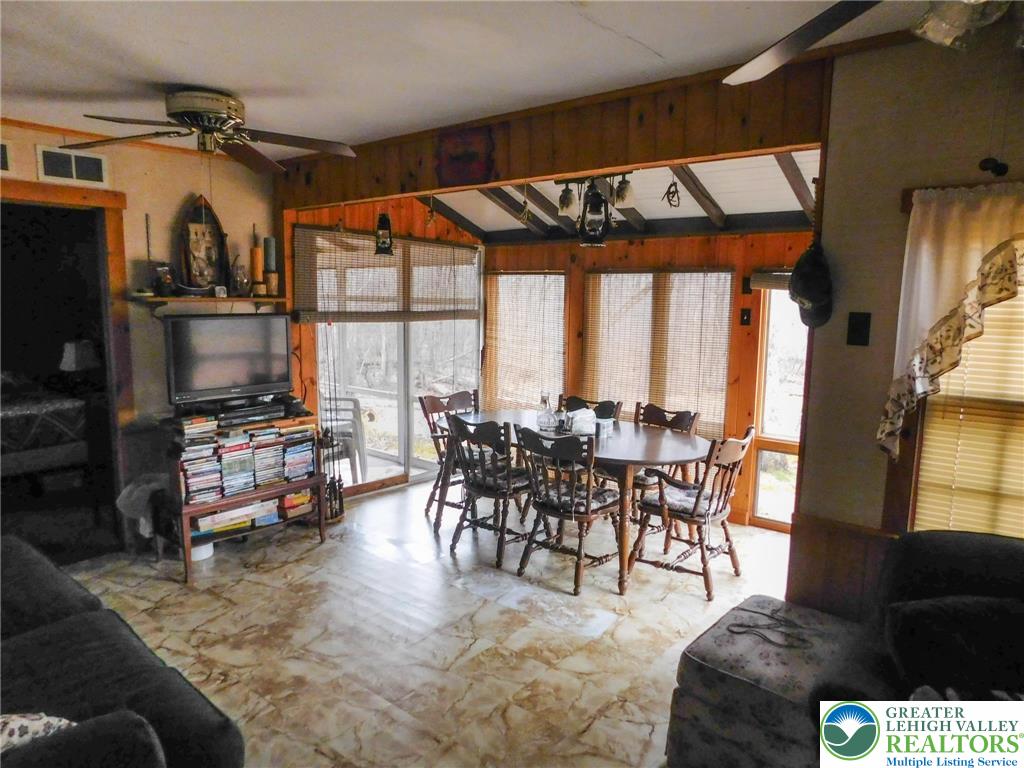 156 Pine Flats Colony Road