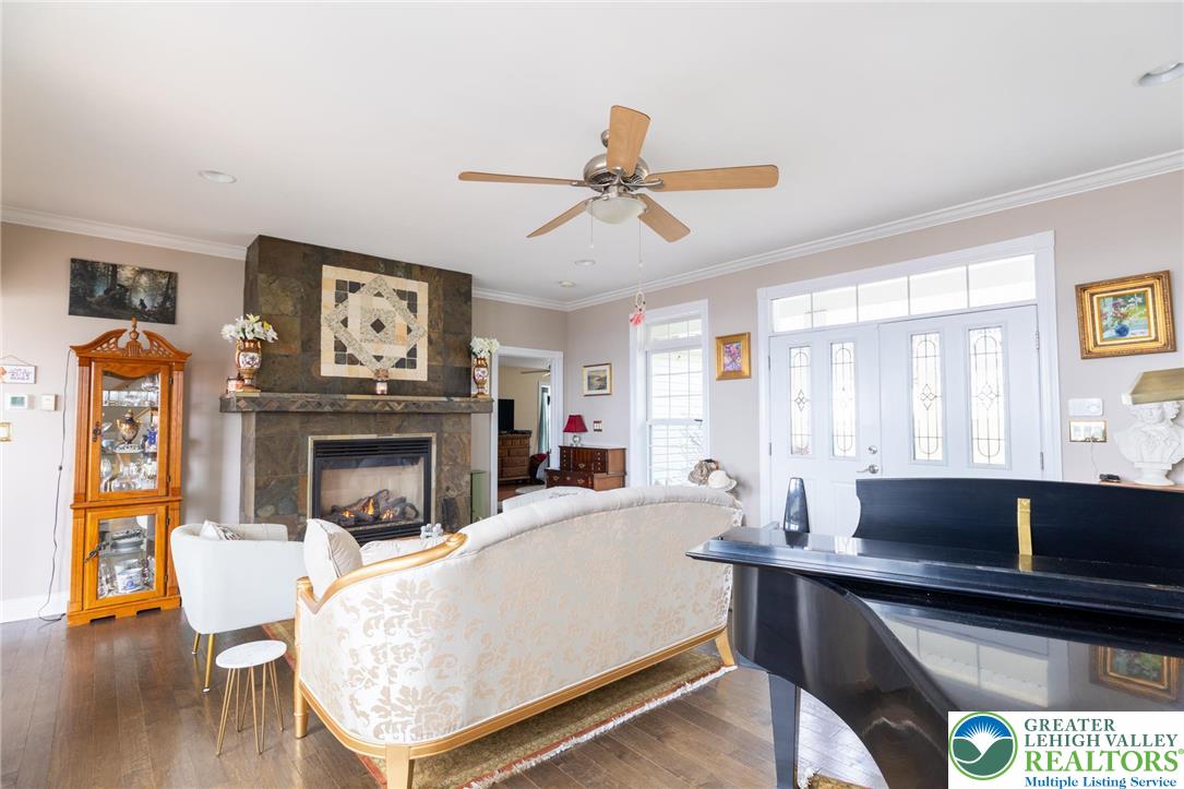 1231 Sky High Terrace