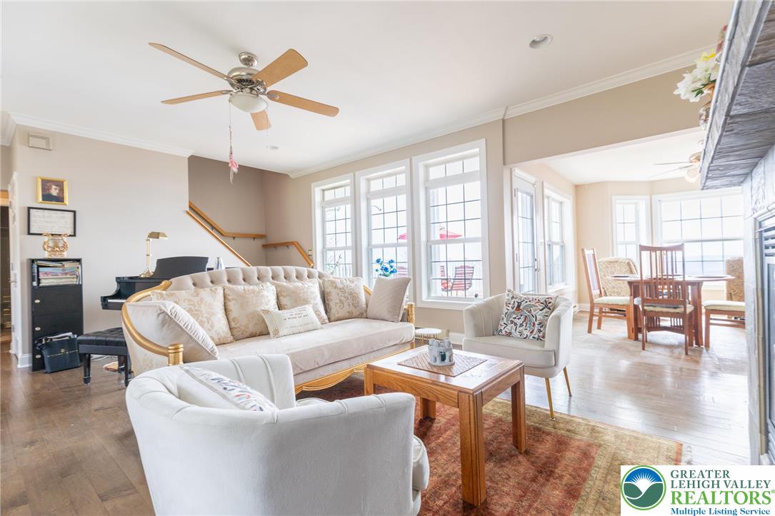 1231 Sky High Terrace