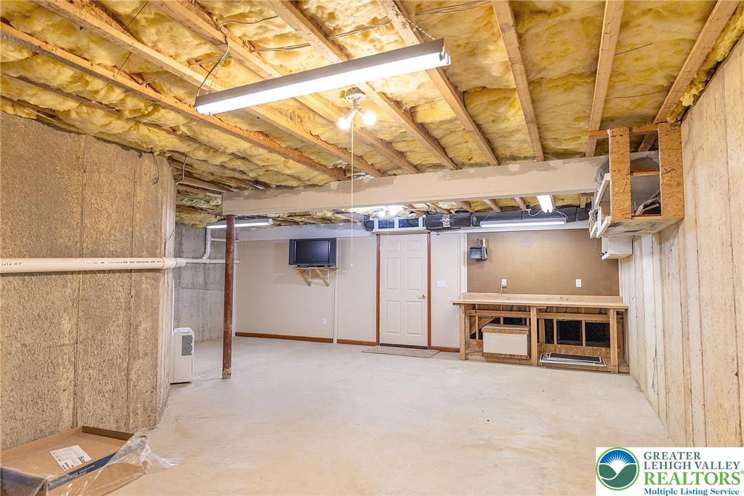 4024 Evergreen Road
