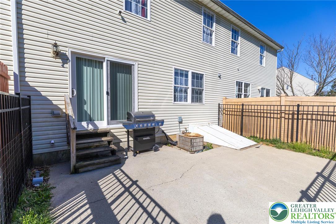 1319 Mohr Circle