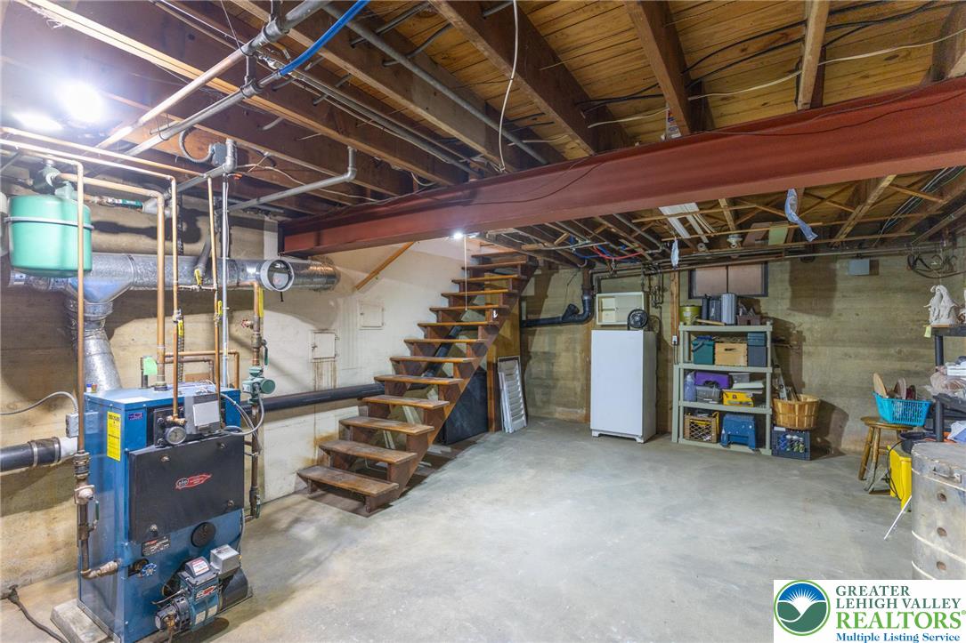 894 Hausman Road