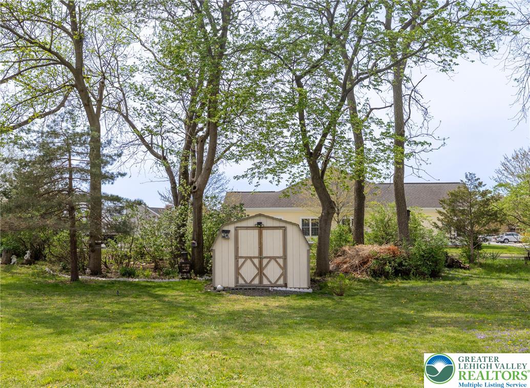 894 Hausman Road