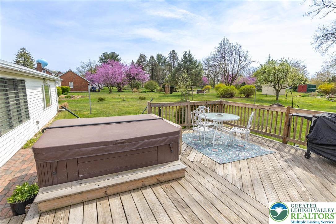 894 Hausman Road