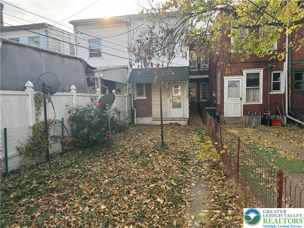 733 North 11th Street 2