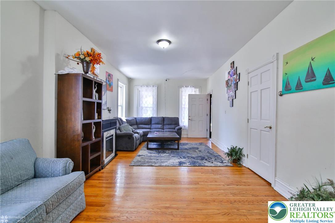 1227 West Chew Street