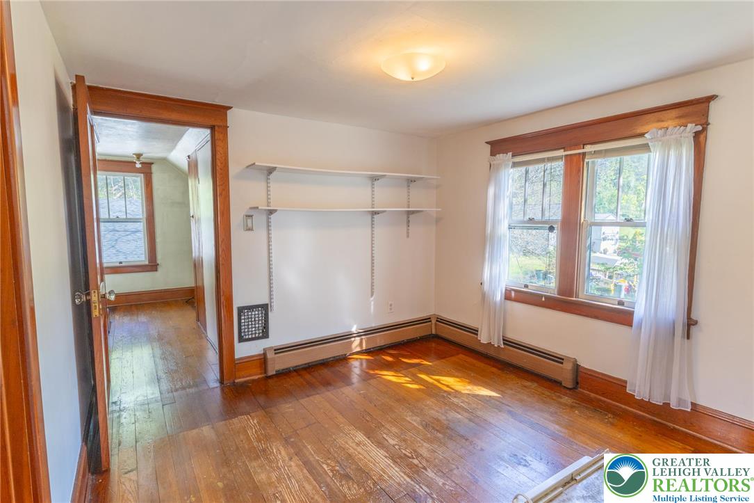 2049 Bushkill Park Drive