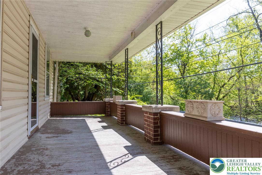 2049 Bushkill Park Drive