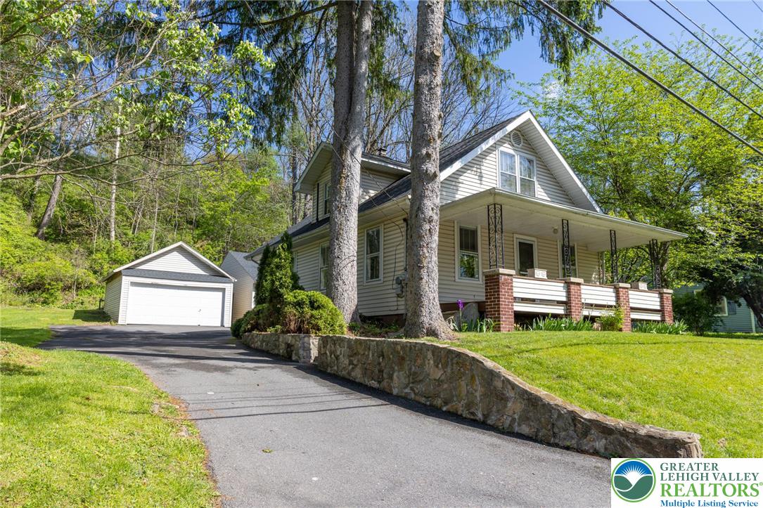 2049 Bushkill Park Drive